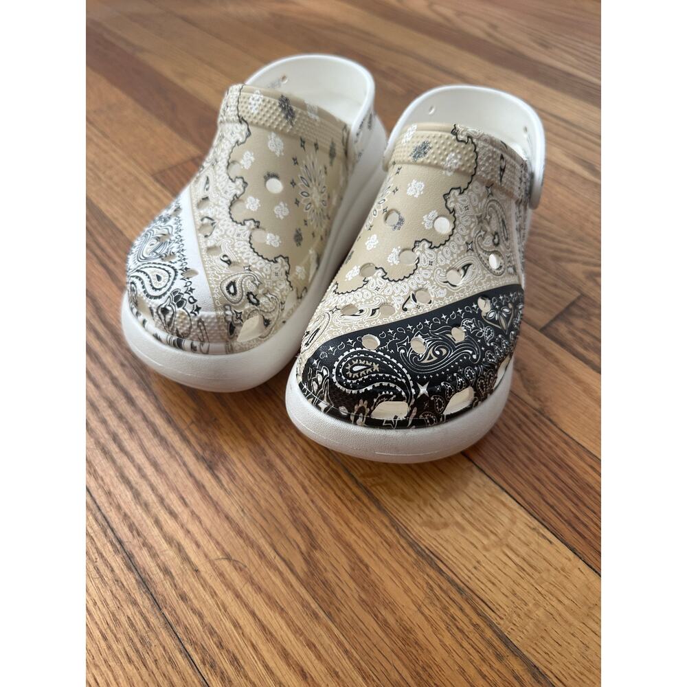 Crocs PLatform Clogs Sandals